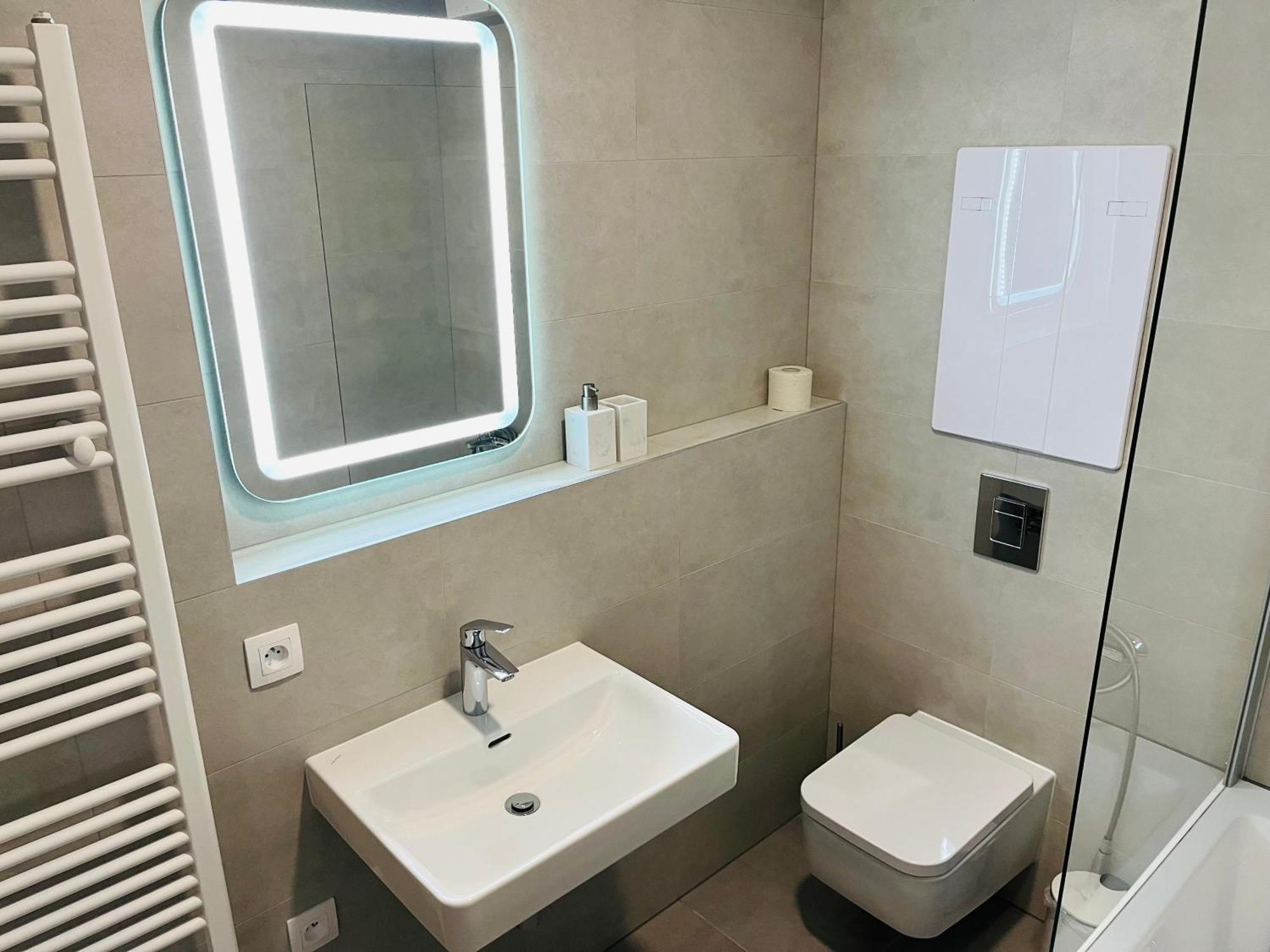 Apartman Sitka Apartment Trencin Exterior photo